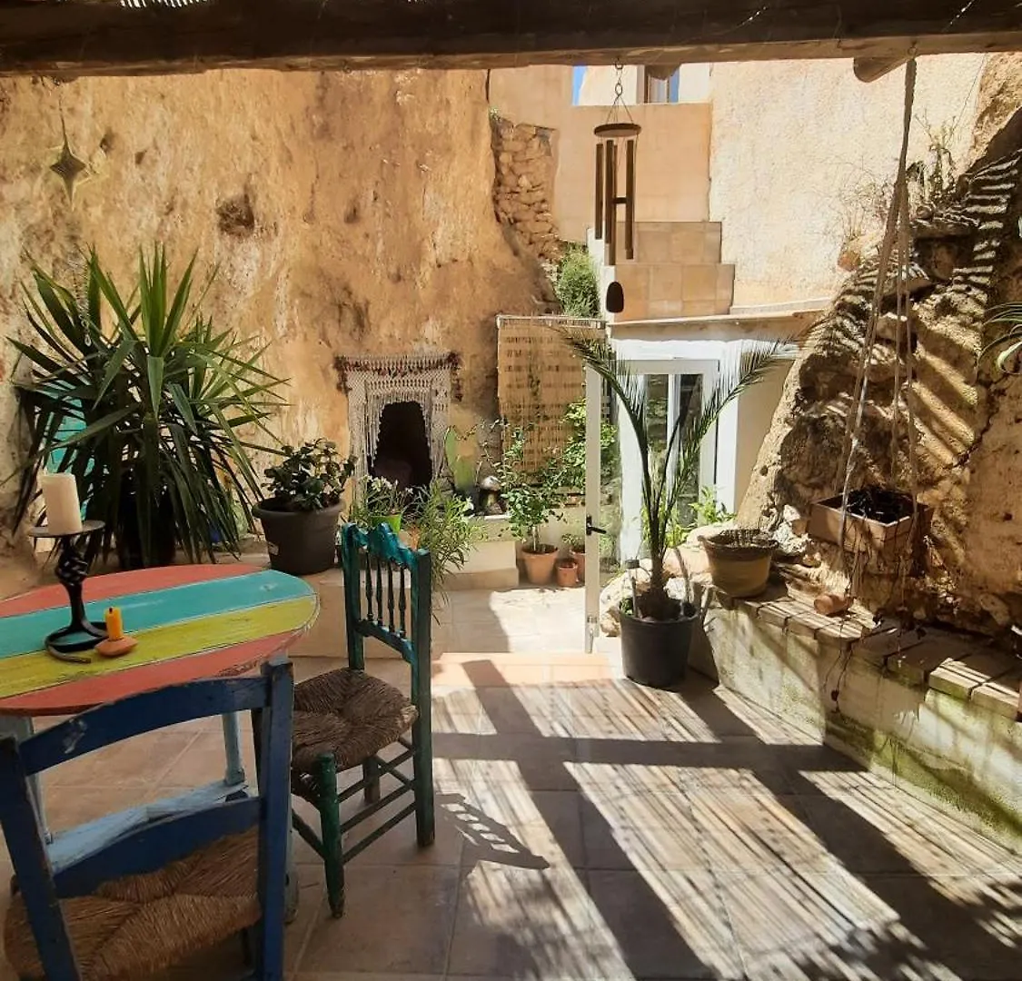 Casa Estrella Cave Apartment Baza 0*,